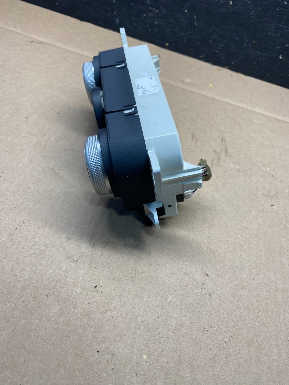 2007 2008 2009 Mazda CX-7 Climate Control A/C Heater Panel p3597 DG2