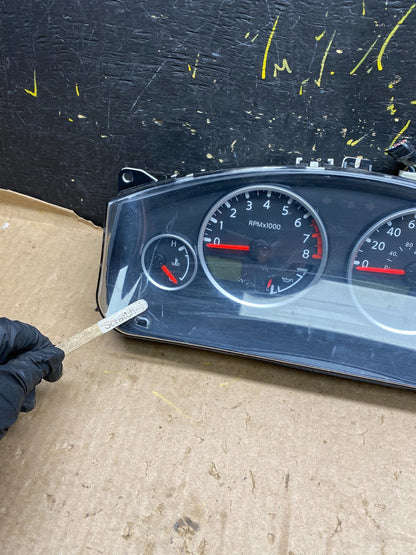 2005 Nissan Pathfinder Speedometer Cluster Gauge Z1766 DG1