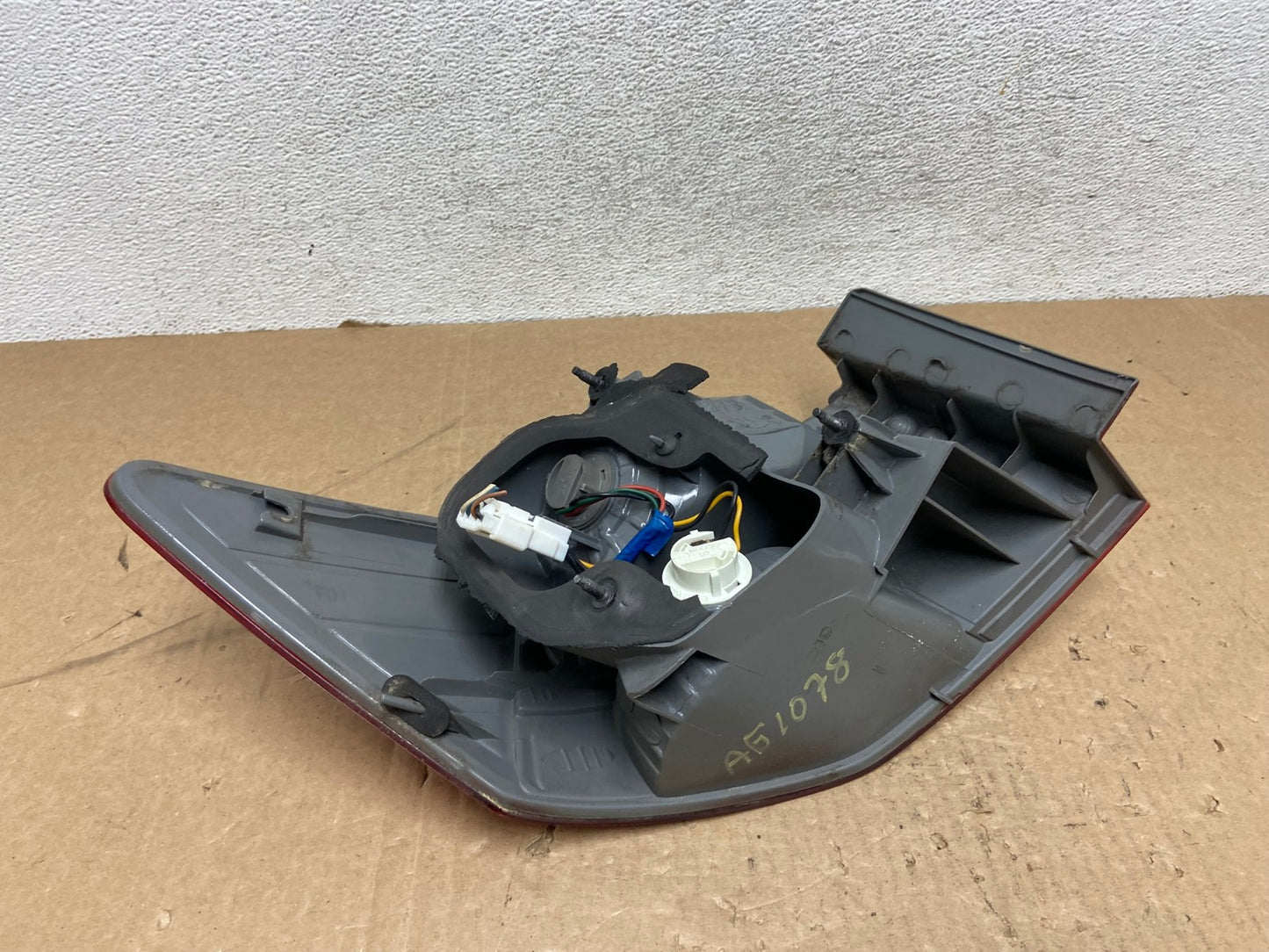 2010-2013 Kia Forte Right Passenger RH Side Tail Light AG1078 LK5