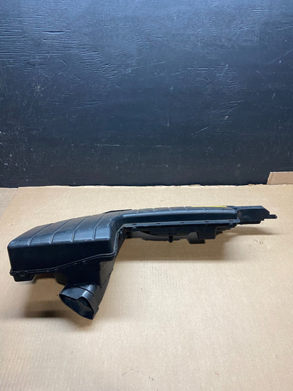2008 to 2014 Nissan Murano Upper Air Intake Duct  E4122 DG10
