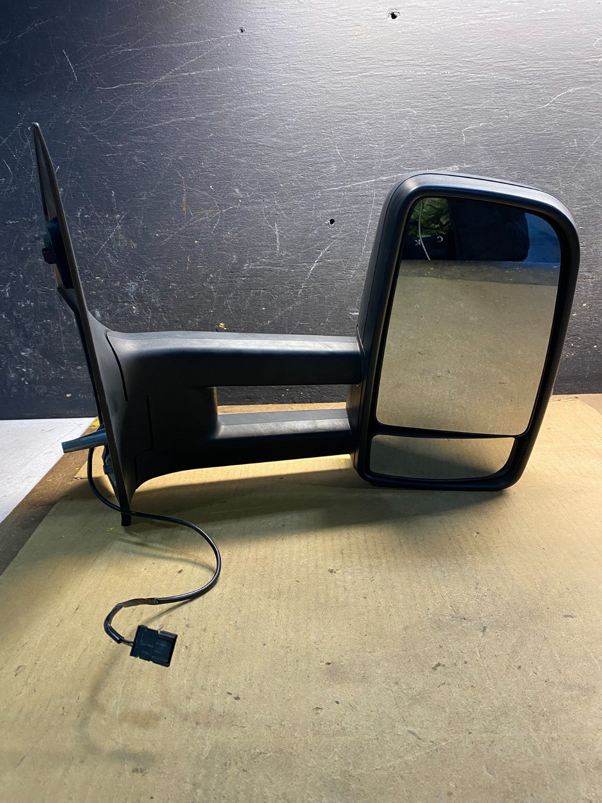 2007 to 2017 Mercedes-Benz Sprinter Right Passenger View Door Mirror OE Z2378 DG7