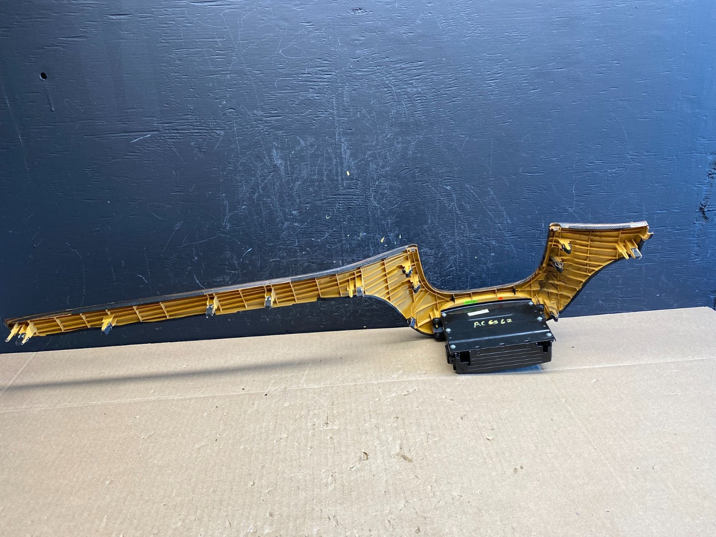 2007 to 2012 Hyundai Santa Fe Center Dashboard Wood Panel Molding ac6362 DG3