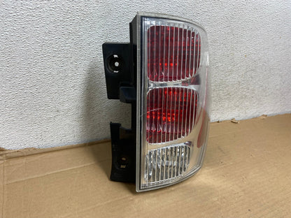 2005 to 2008 Chevrolet Equinox Right Passenger Rh Side Tail Light AG9174 LK1