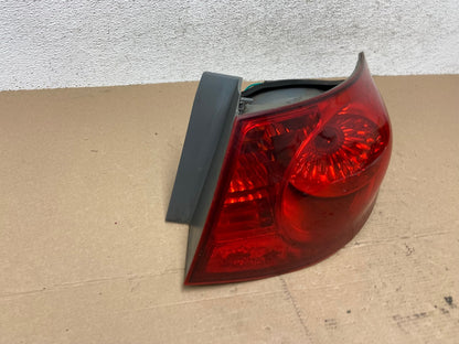 2007 to 2010 Hyundai Elantra Sedan Right Passenger Side Tail Light AF4444 LK2