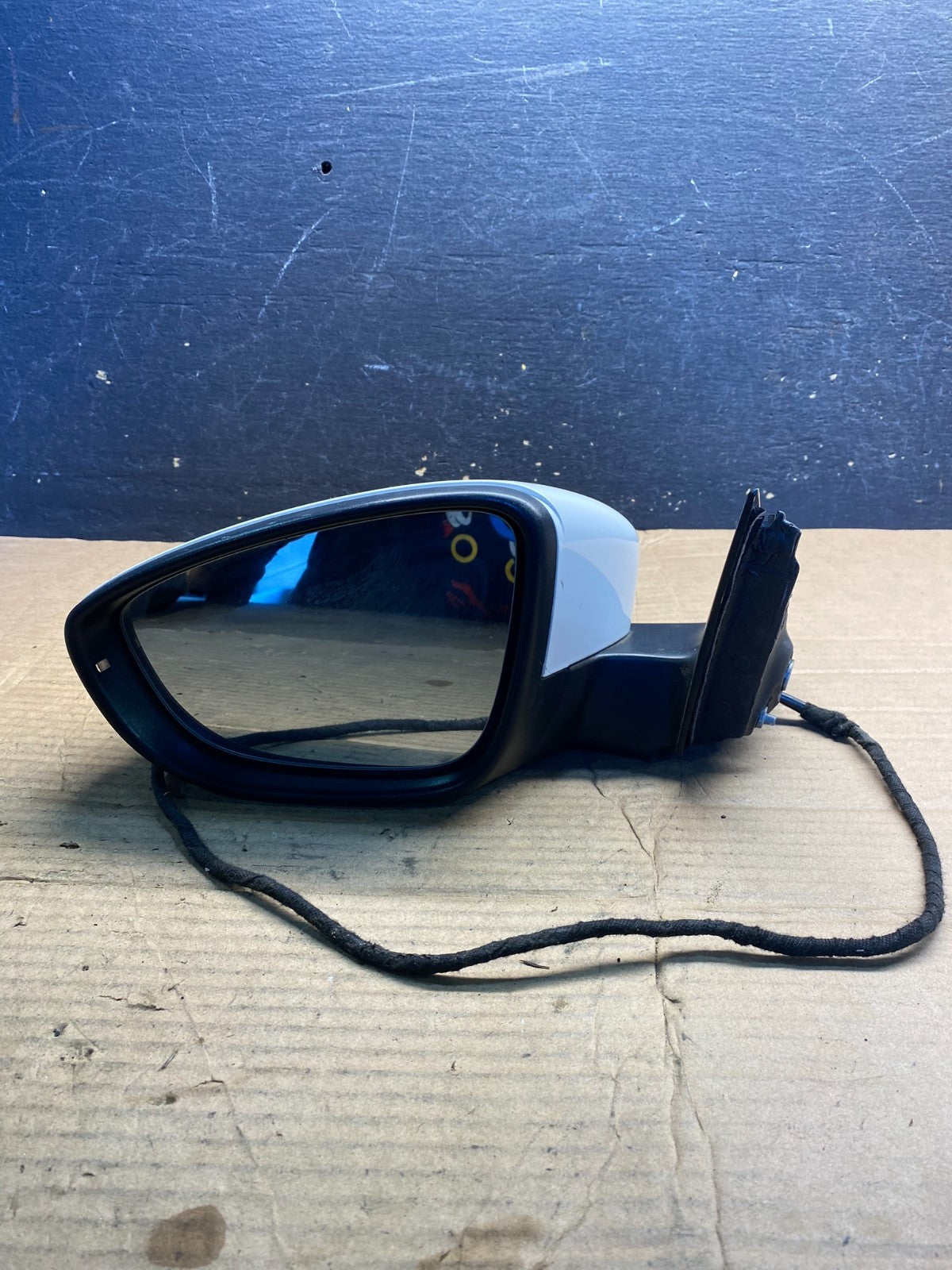 2012 to 2016 Volkswagen Passat Left Driver LH Turn View Door Mirror AA5708 MS9