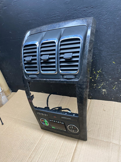 2007 - 2012 GMC Acadia A/C Heater Climate Control Radio Panel Bezel OE AA4469 DG2