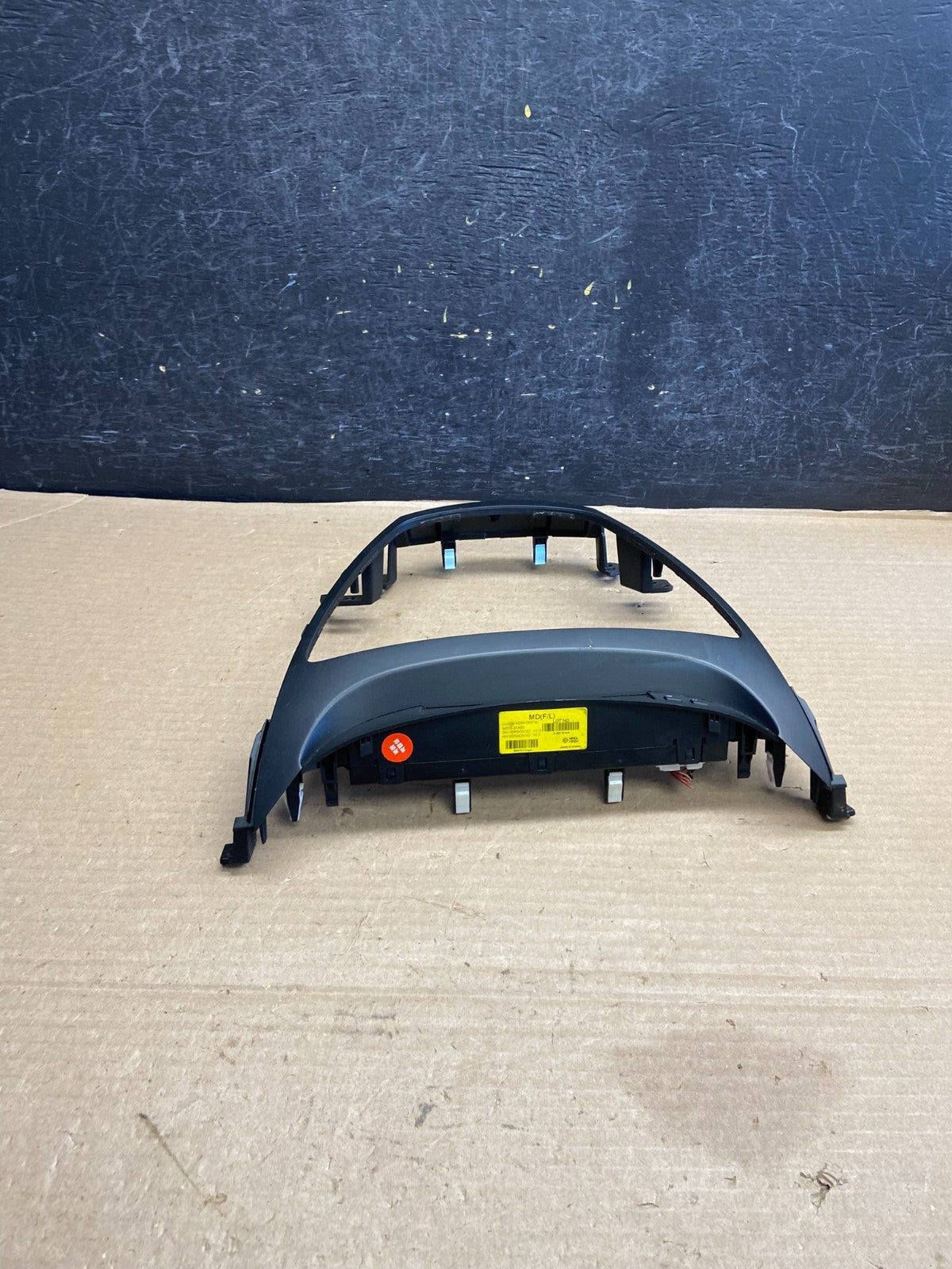 2014-2016 Hyundai Elantra Center Radio Climate Control Air Vent Bezel AH1565 DG3