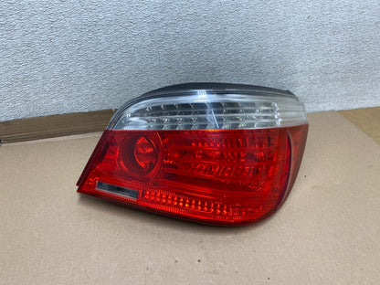 2008 2009 2010 BMW 5 525i 530i Right Passenger Rh Tail Side Light U0881 DW0