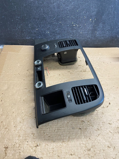 2007 to 2014 Silverado Sierra Center Console Radio Bezel Air Vents ag8681 DG2