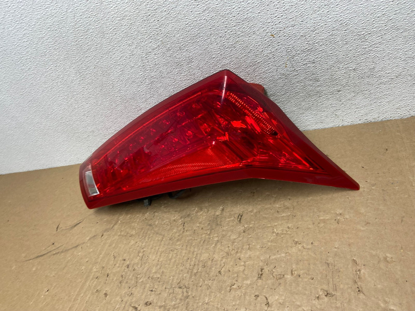 2010 to 2016 Cadillac Srx Right Passenger RH Side Tail Light AG1246 LK1