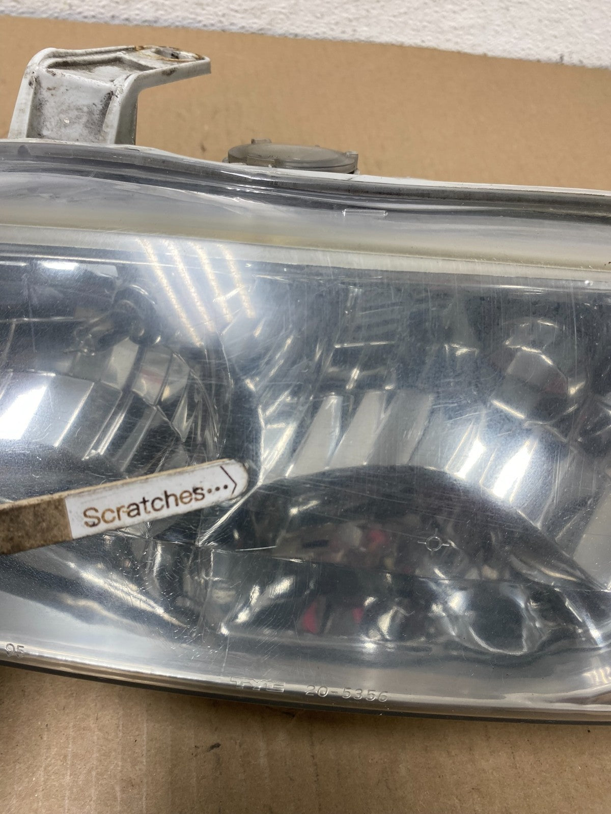 1997-2001 Lexus Es300 Left+Right Headlights Halogen AG8006 DW3