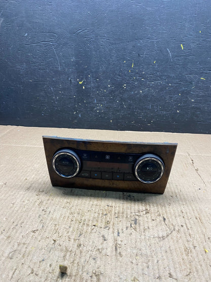 2005-2009 Mercedes W209 CLK350 A/C Heater Climate Control Trim R6258 DG0