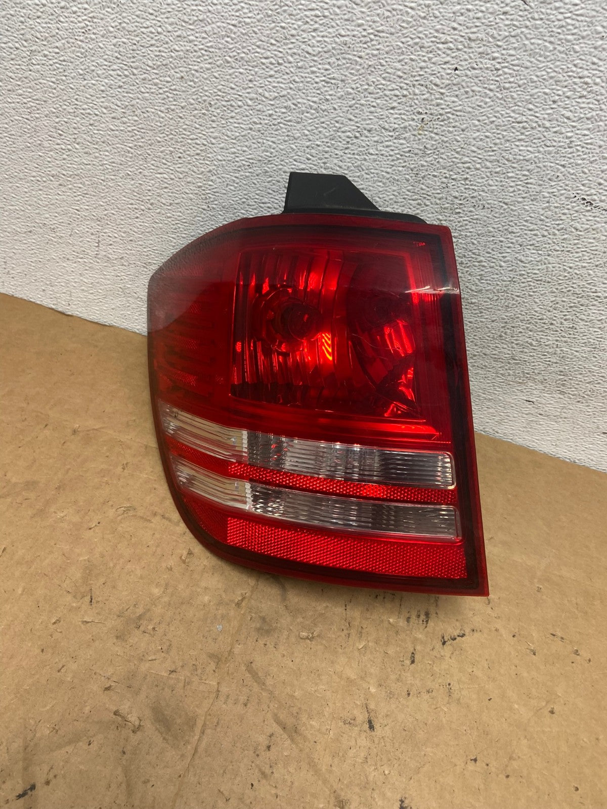 2009 2010 2011 Dodge Journey Left Driver Lh Tail Light AD5145 LK0