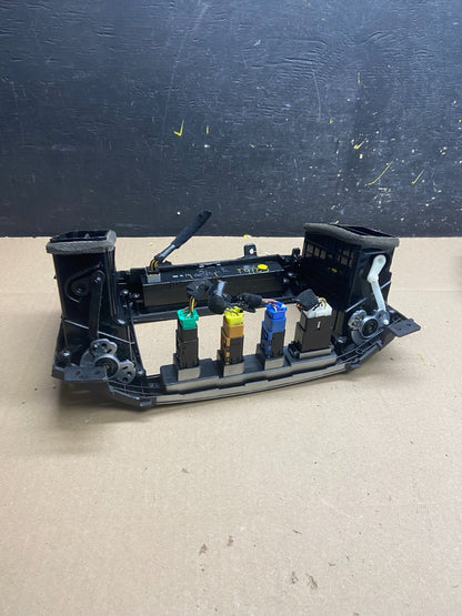 2007 to 2012 Hyundai Santa Fe Center Air Vent A/C Clock Bezel Trim T9125 DG5