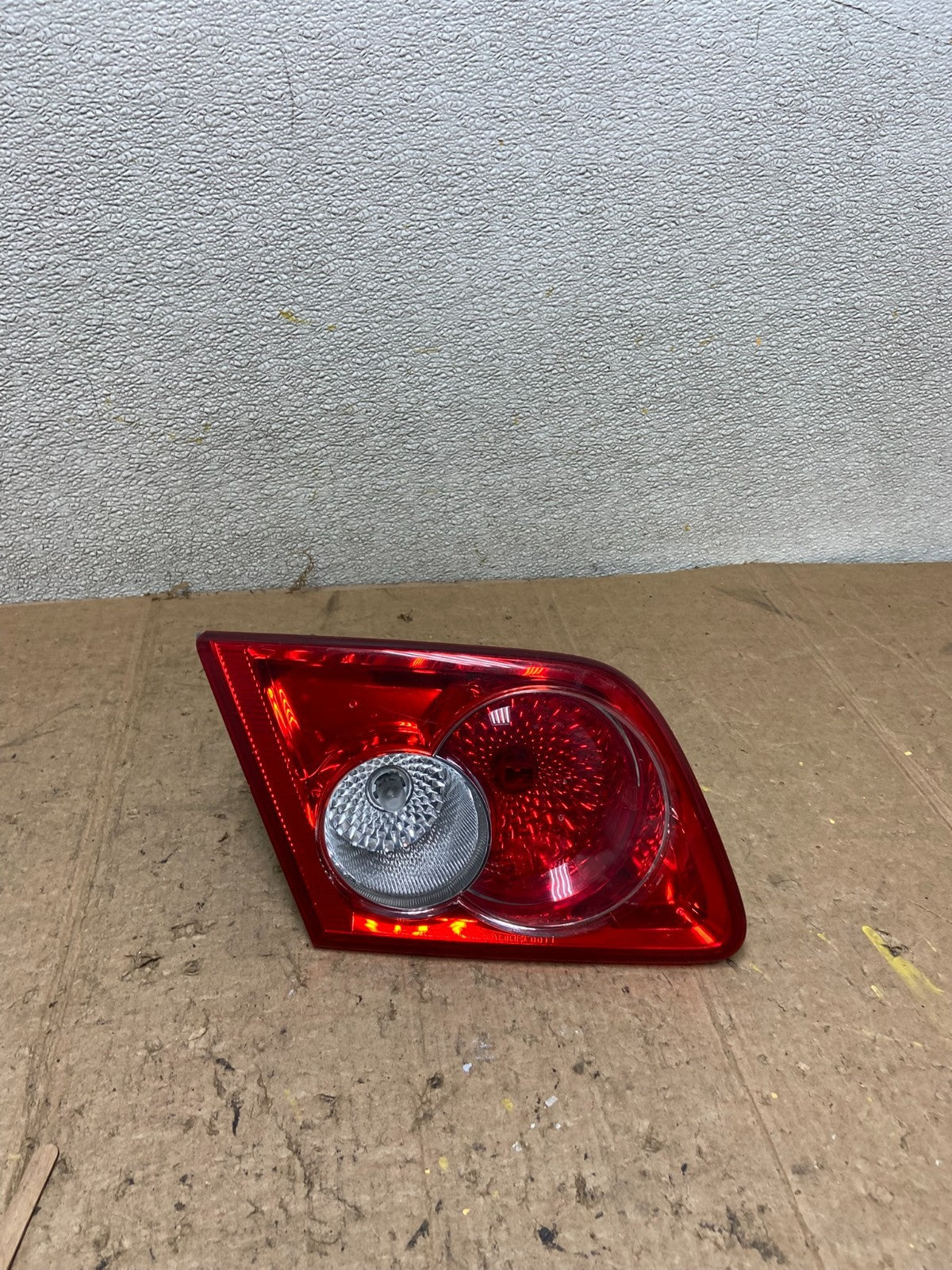 2003 2004 2005 Mazda 6 Left Driver LH Inner Tail Light Taillight OEM AA4233 DW0