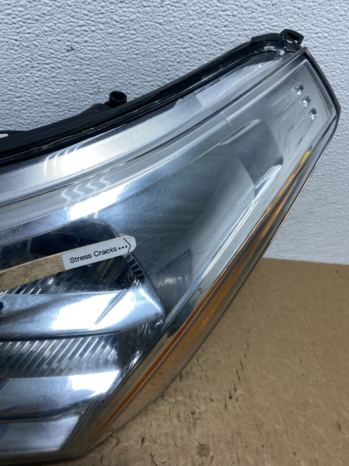 2008 2009 2010 2011 Ford Focus Left Driver Lh Headlight Halogen AC1583 DW4