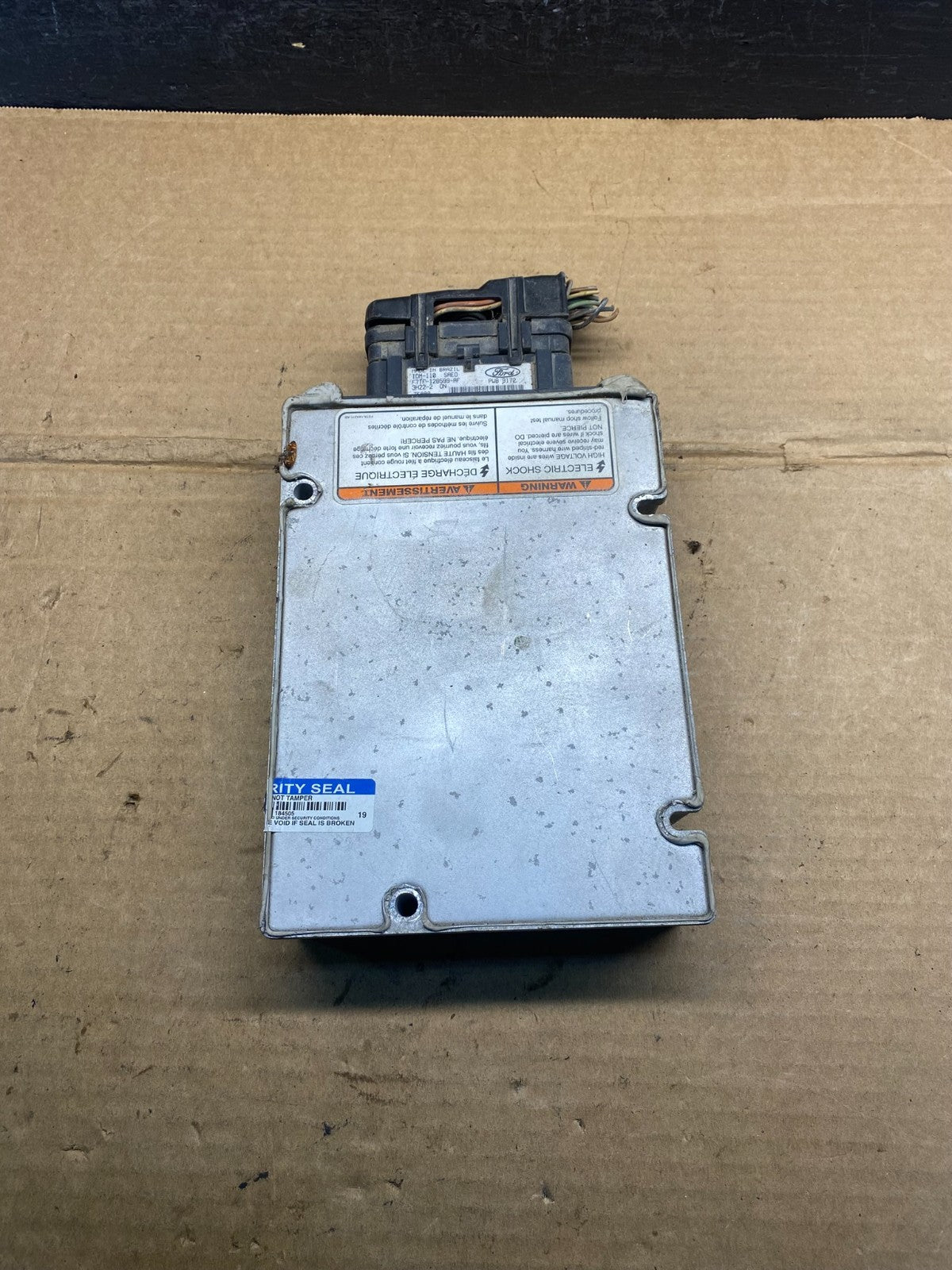 1997 to 1998 Ford F250 7.3L Diesel Driver Fuel Injector Control Module ad3452 DG1