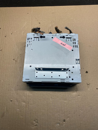 2007 Volvo C70 Radio CD Player Receiver AH7411 DG4
