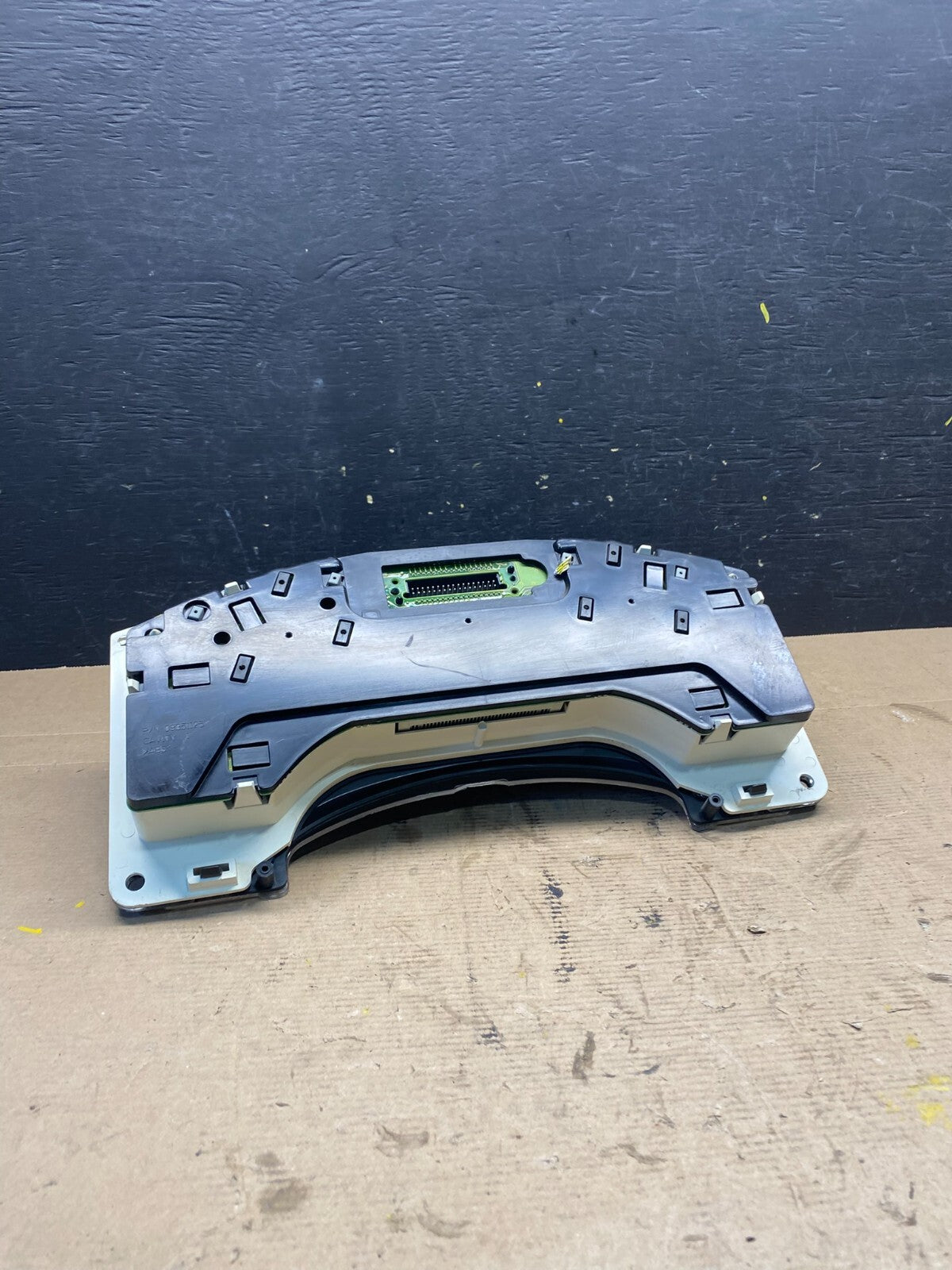 2001 to 2002 Chevrolet Express Speedometer Cluster Gauge N7571 PS5