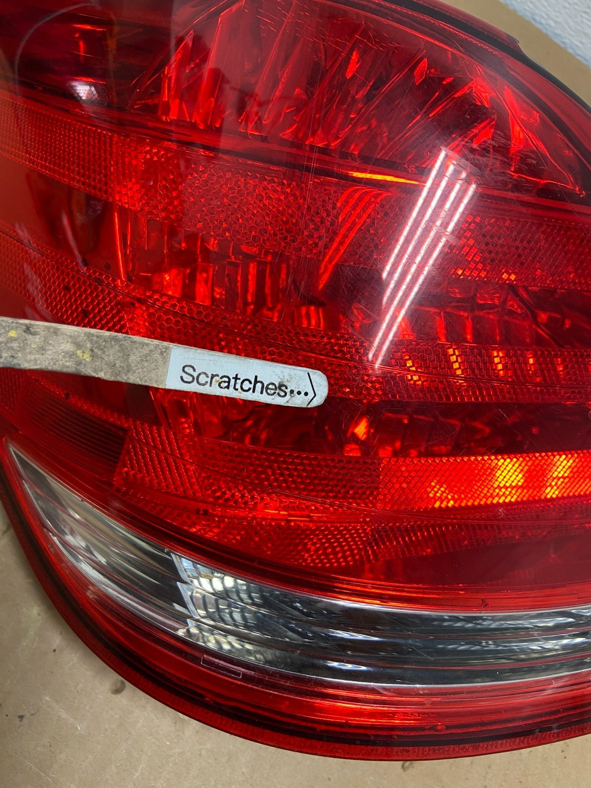 2005-2010 Toyota Avalon Left Driver Lh Side Tail Light AC8510 DW3