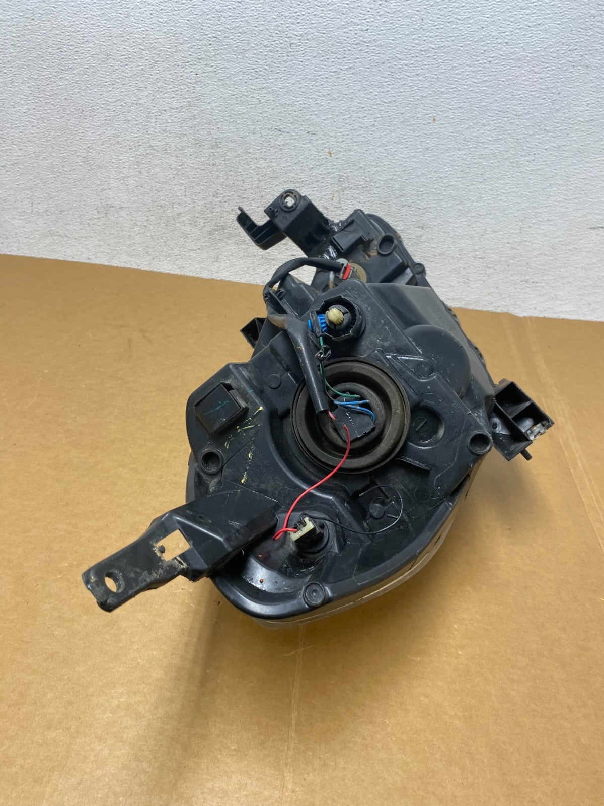 2012 2013 2014 Nissan Versa Sedan Headlight Left Driver LH AD8896 DW11