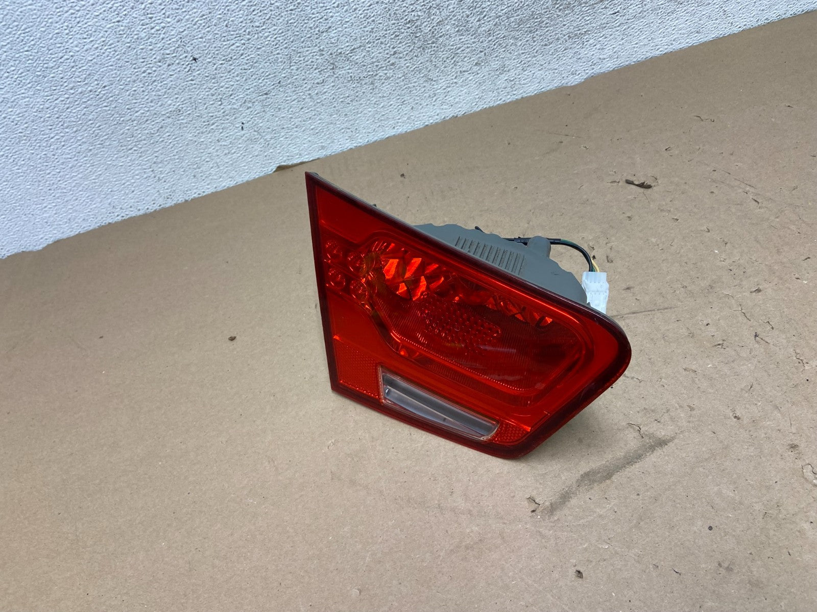 2010 to 2013 Kia Forte Left Driver LH Side Tail Light Inner AG41061
