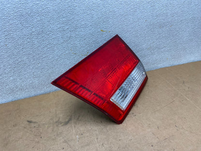 2005 2006 2007 Honda Odyssey Inner Left Driver Lh Tail Light X5205 DW2