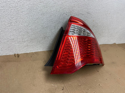2010 2011 2012 Ford Fusion Right Passenger Side Tail Light AE9117 LK2