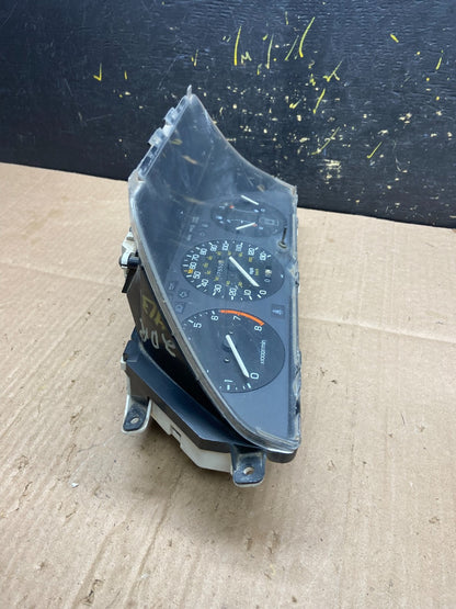 1986 to 1989 Honda Accord LXI OEM Used Auto Gauge Cluster AA81052
