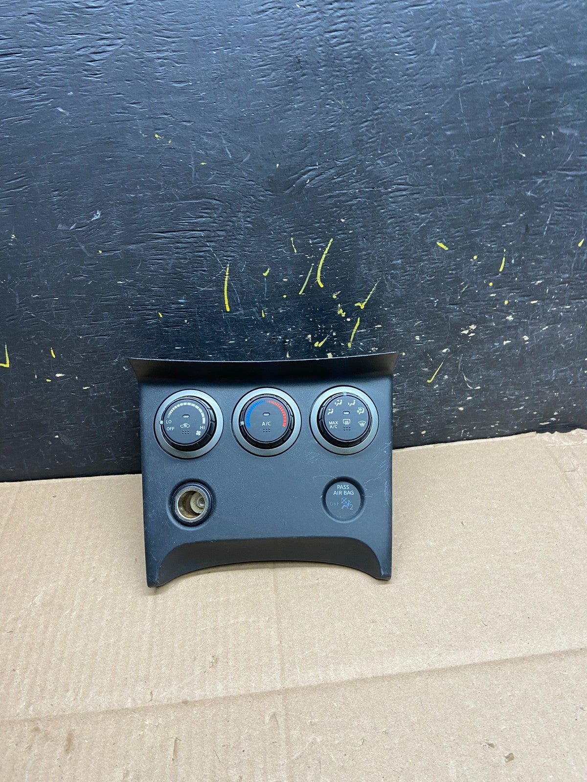 2011 to 2015 Nissan Rogue Heater Temperature AC Climate Control OEM Y2243 DG0