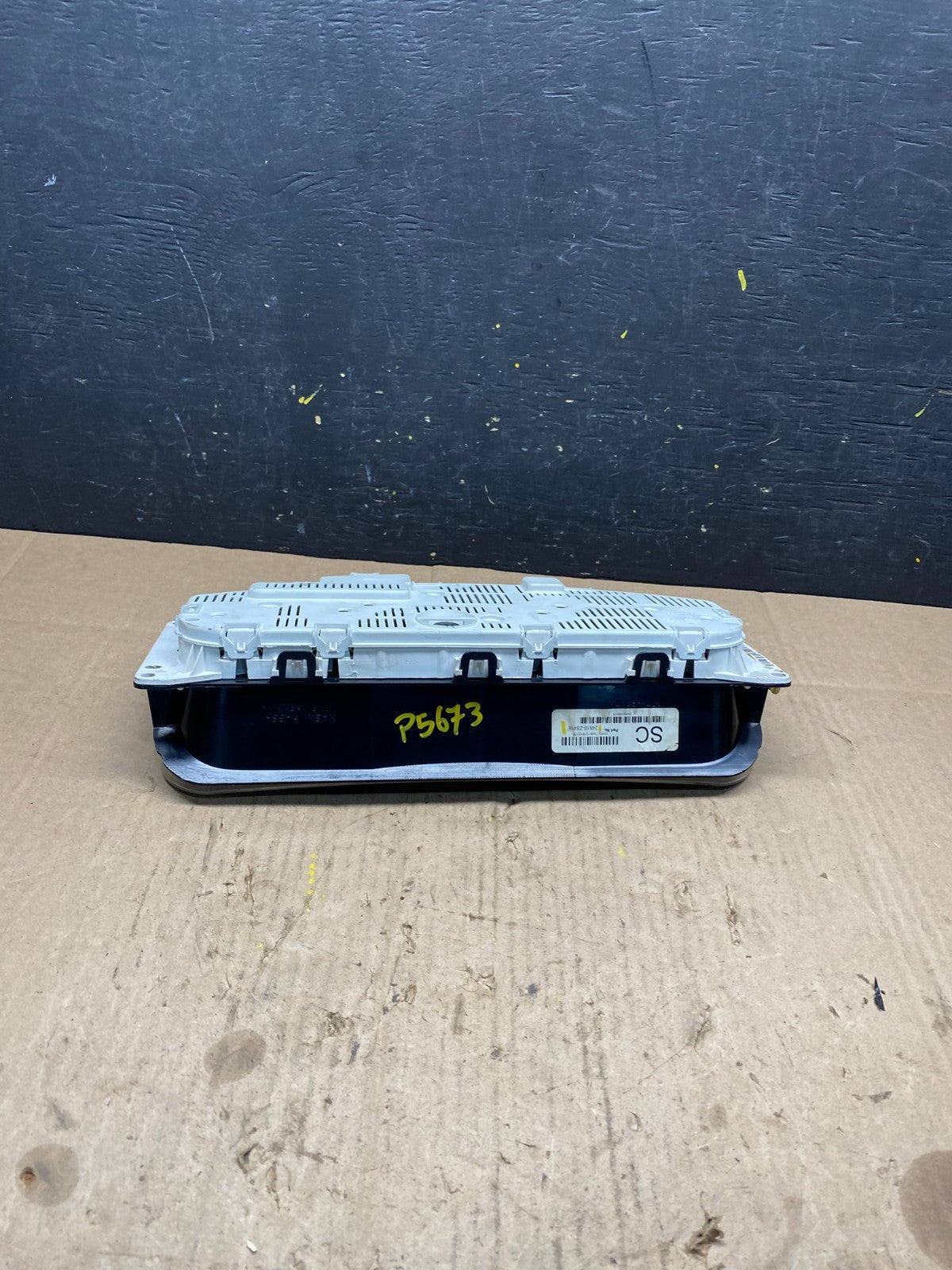 2007 Nissan Xterra Frontier Speedometer Cluster Gauge OEM p5673 DG5