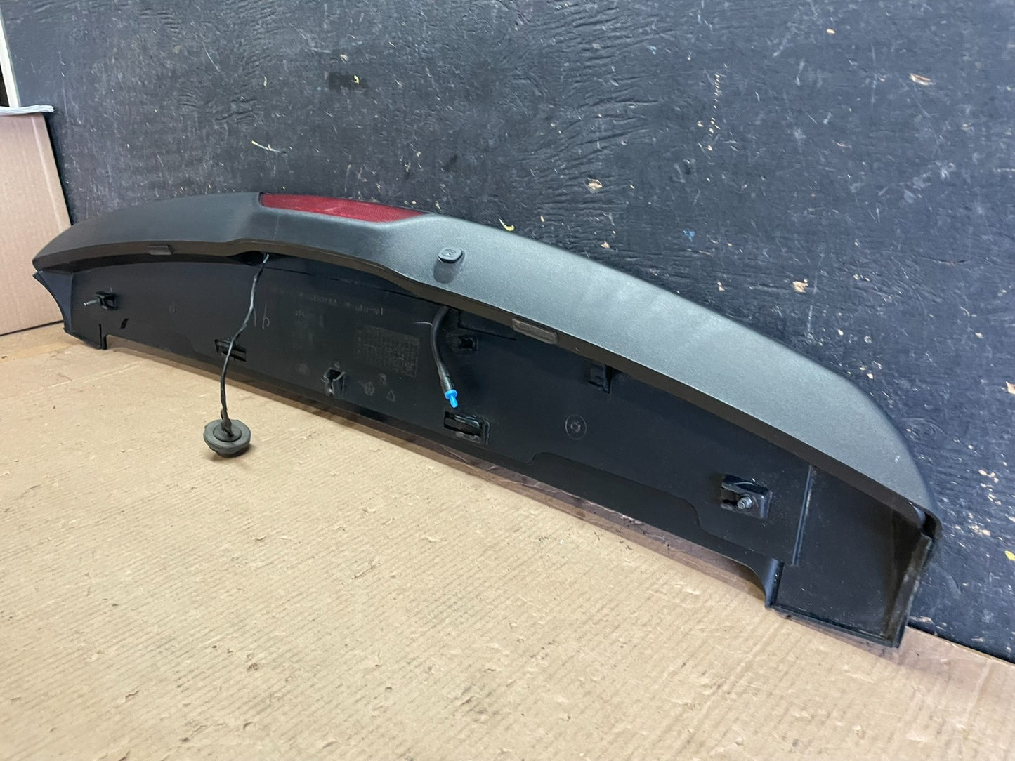 2007 to 2010 Jeep Compass Spoiler 3RD Third Break Light Rear OEM aa2160 DG5
