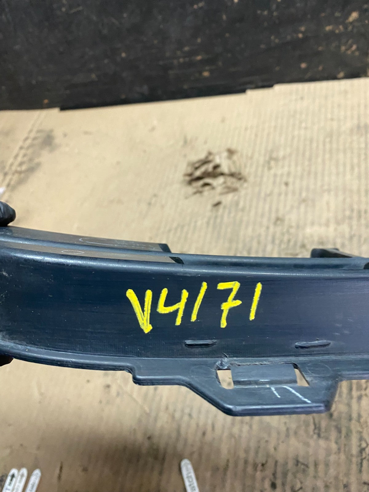 2009 to 2012 Sorento Front Bumper Impact Energy Absorber Foam Pad OEM V4171 DG10