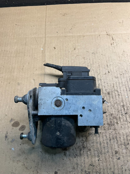 1998 1999 Mercedes E300 E320 ABS Anti Lock Brake Pump Module W6798 DG2
