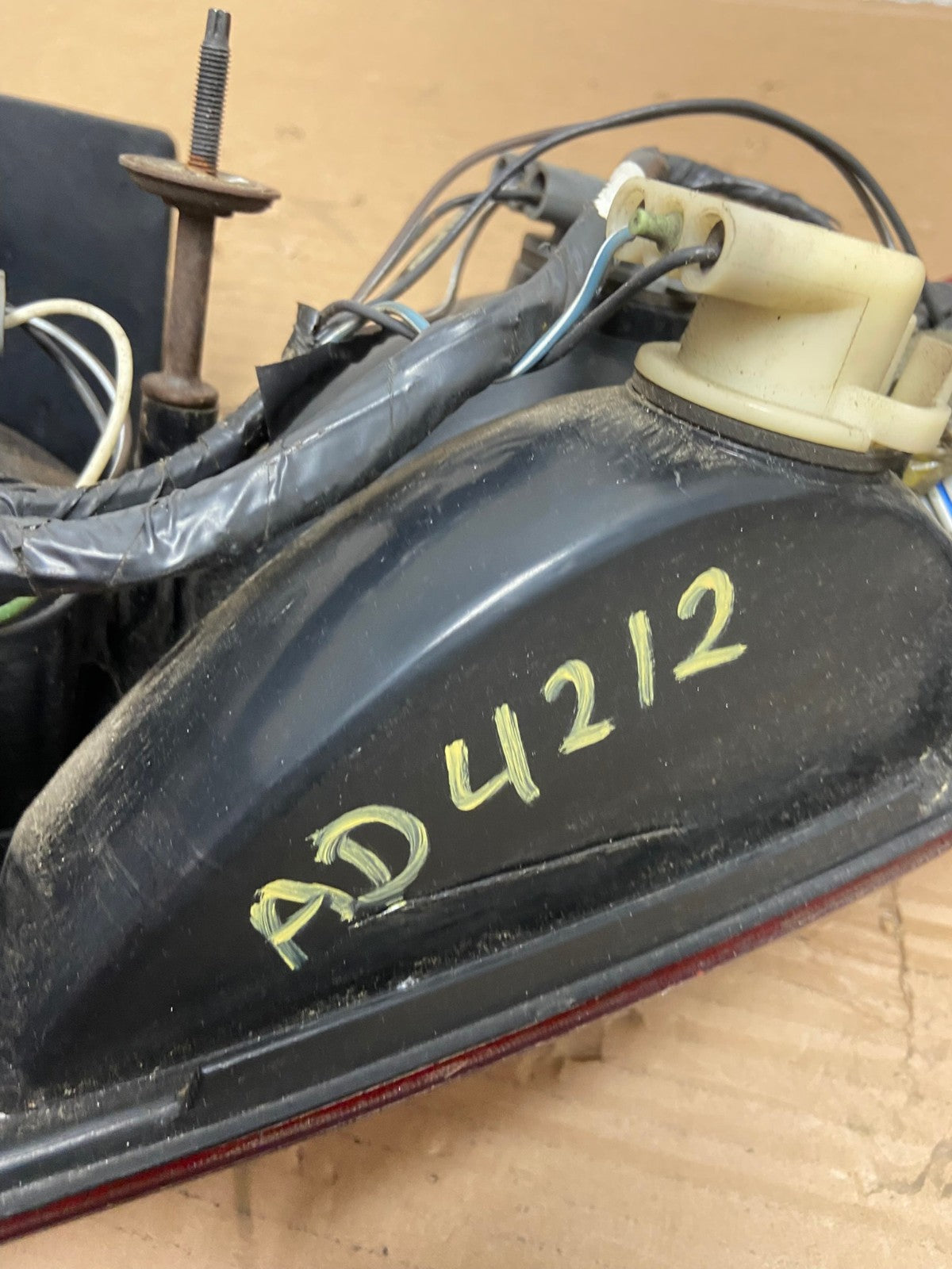1998 - 2002 Oldsmobile Intrigue Left Driver LH Side Tail Light AD4212 LK7