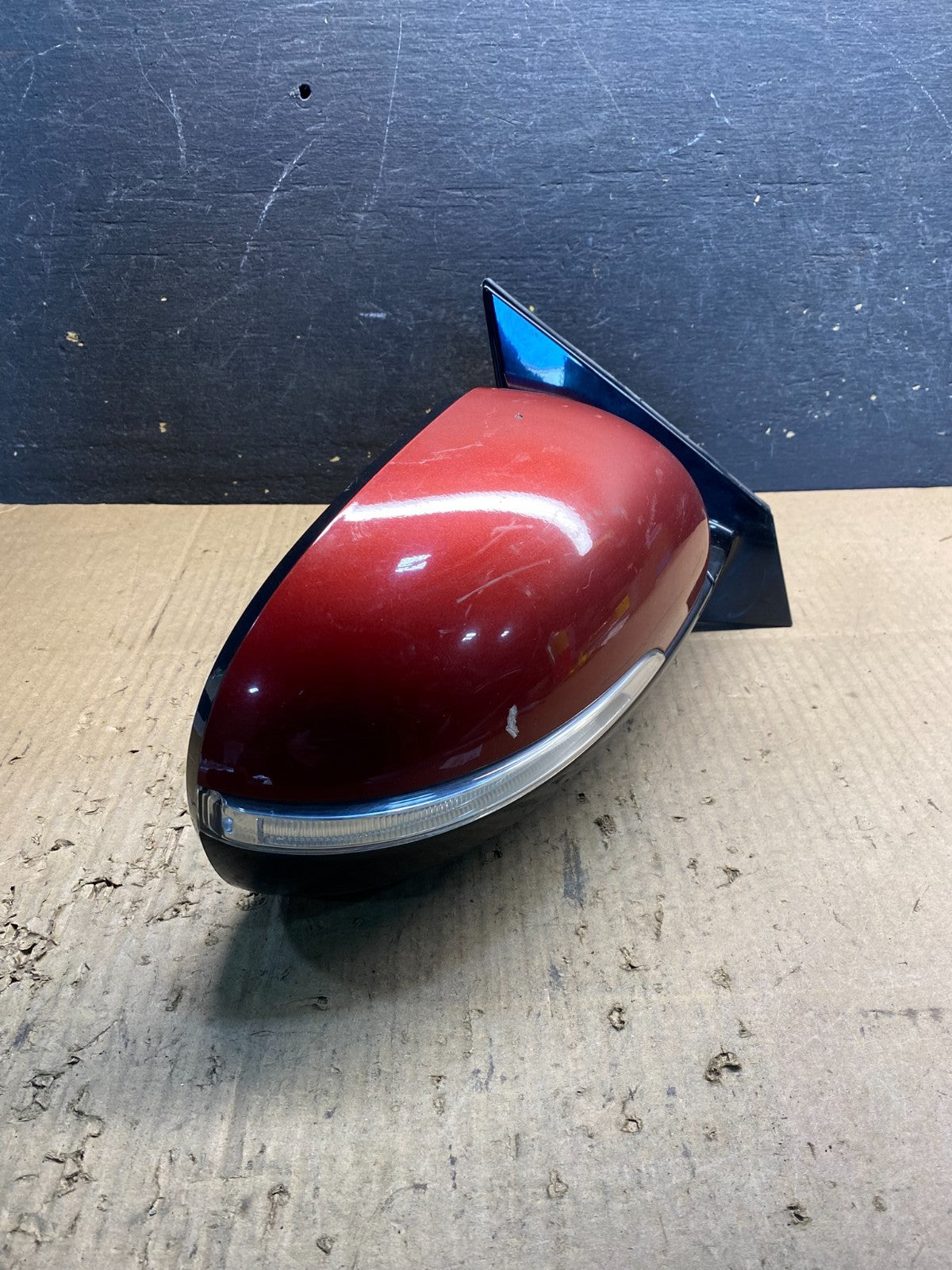 2016 to 2020 Kia Sorento Right Passenger Door Mirror Turn Signal OEM AB0452 MS1