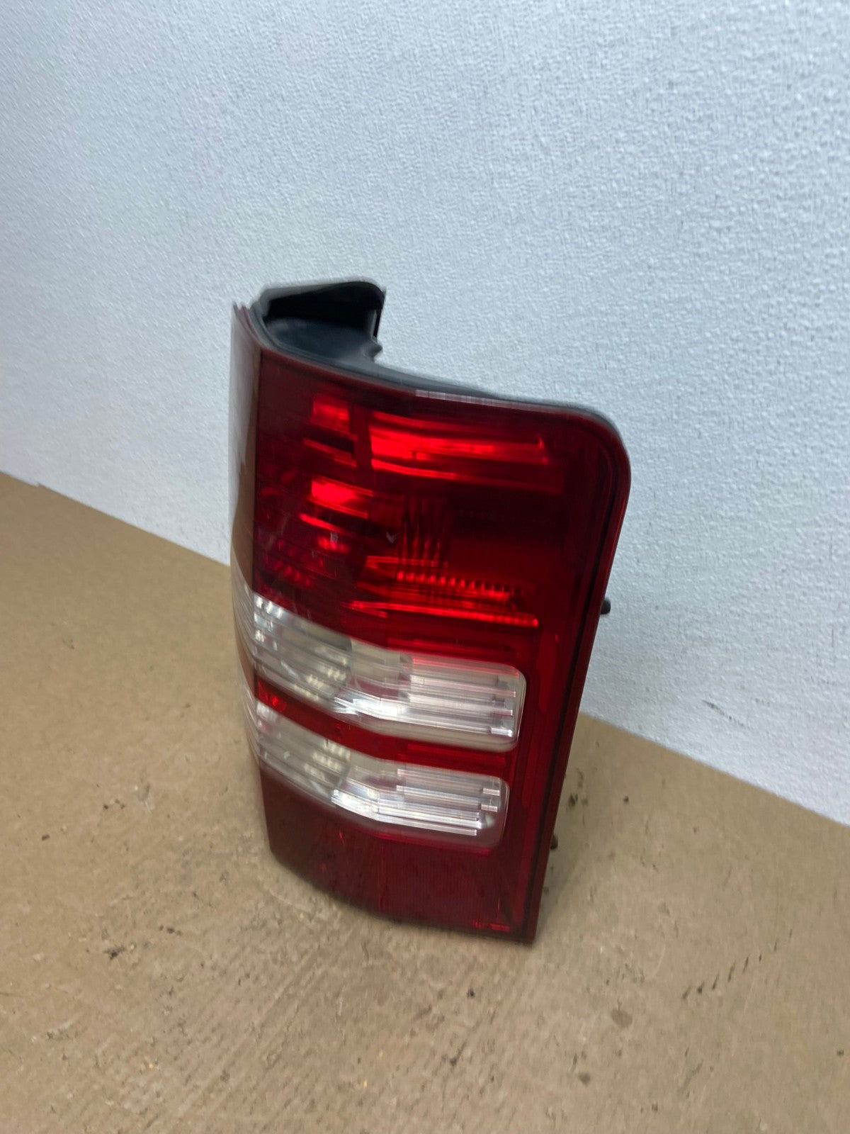 2008 to 2012 Jeep Liberty Right Passenger Rh Side Tail Light AC1377 LK1