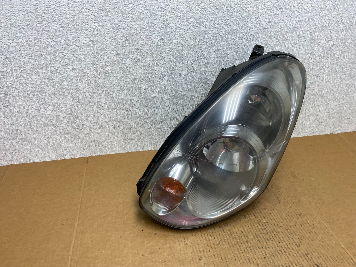 2005-2006 Infiniti G35 Sedan Left Driver Xenon Hid Headlight AE0567 DW2
