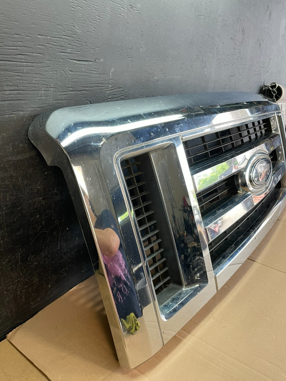 2008 to 2014 Ford Econoline E150 E250 Front Upper Chrome Grill Grille ad8308 DG2