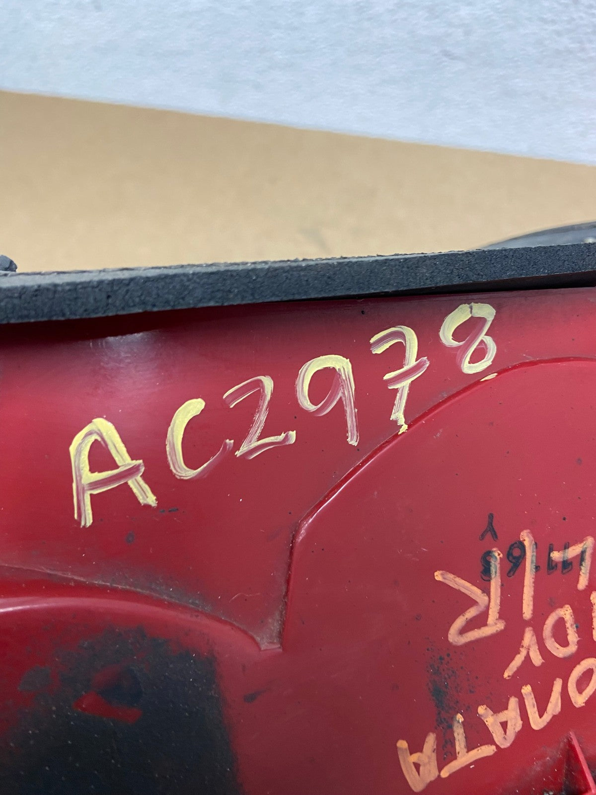 1999 2000 2001 Hyundai Sonata Left Driver Side Tail Light AC2978 LK10