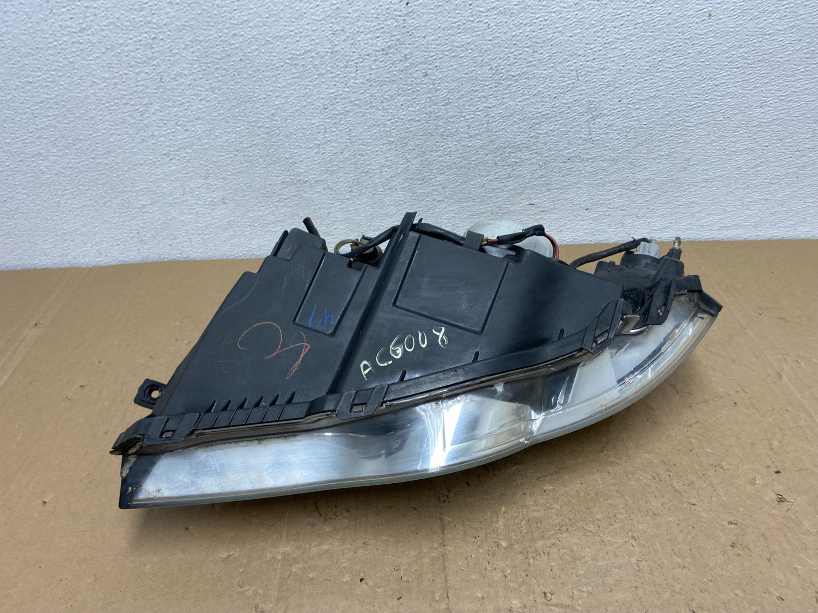 2006 to 2007 Subaru Legacy Right Passenger RH Side Headlight AC6008 DW7