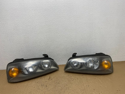 2004 to 2006 Hyundai Elantra Left+Right Set Halogen Headlights AC4004 DW0