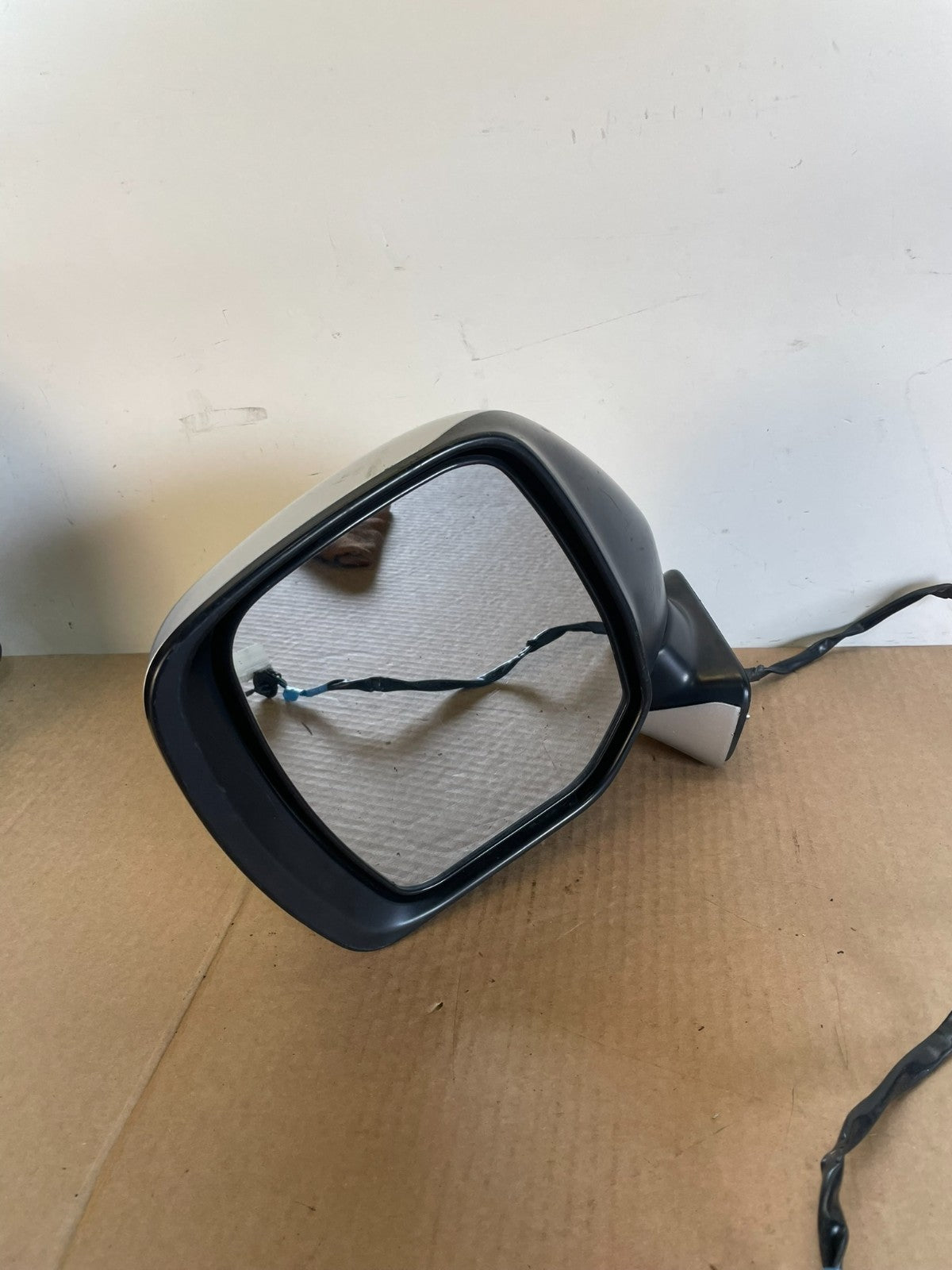 2011 to 2017 Nissan Quest Left Driver LH View Door Mirror AG2688 MS2