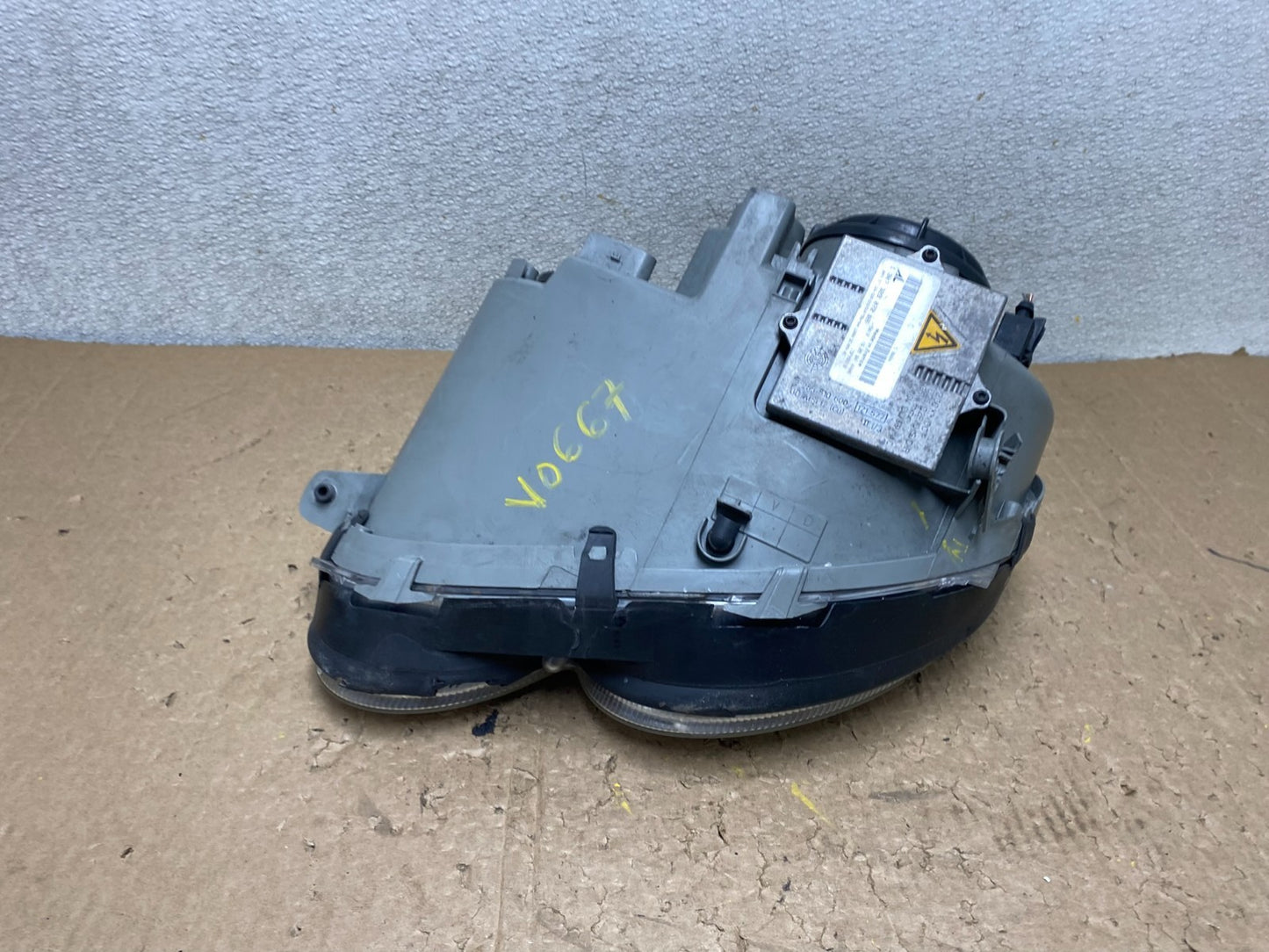 2006-2009 Mercedes Benz W209 CLK CLK350 Right Passenger Xenon Headlight V0667 DW11