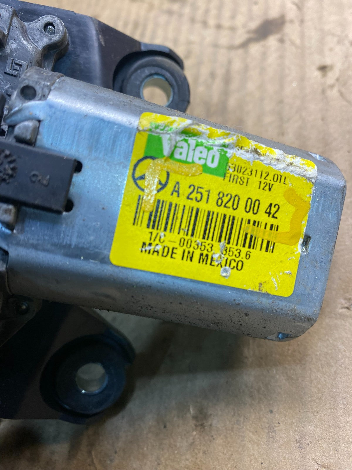 2006-2013 Mercedes GL450 ML500 R550 Rear Glass Windshield Wiper Motor z4827 DG6