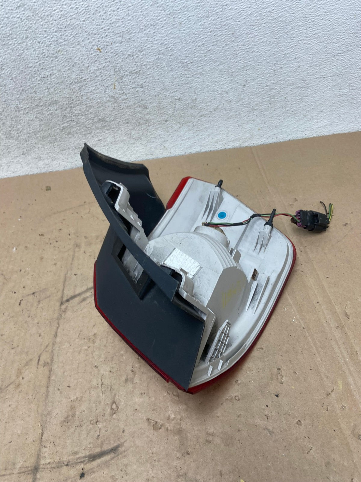 2010 to 2017 GMC Terrain Halogen Tail Light Left Driver Lh Side AG4811 LK5