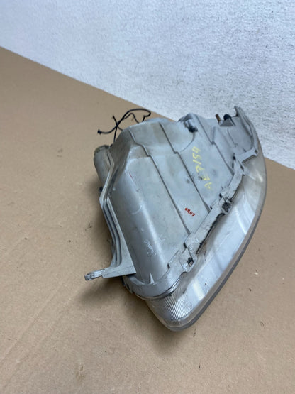 2004 - 2006 Chevrolet Aveo Hatchback Right Passenger Headlight Halogen AE7184 DW8
