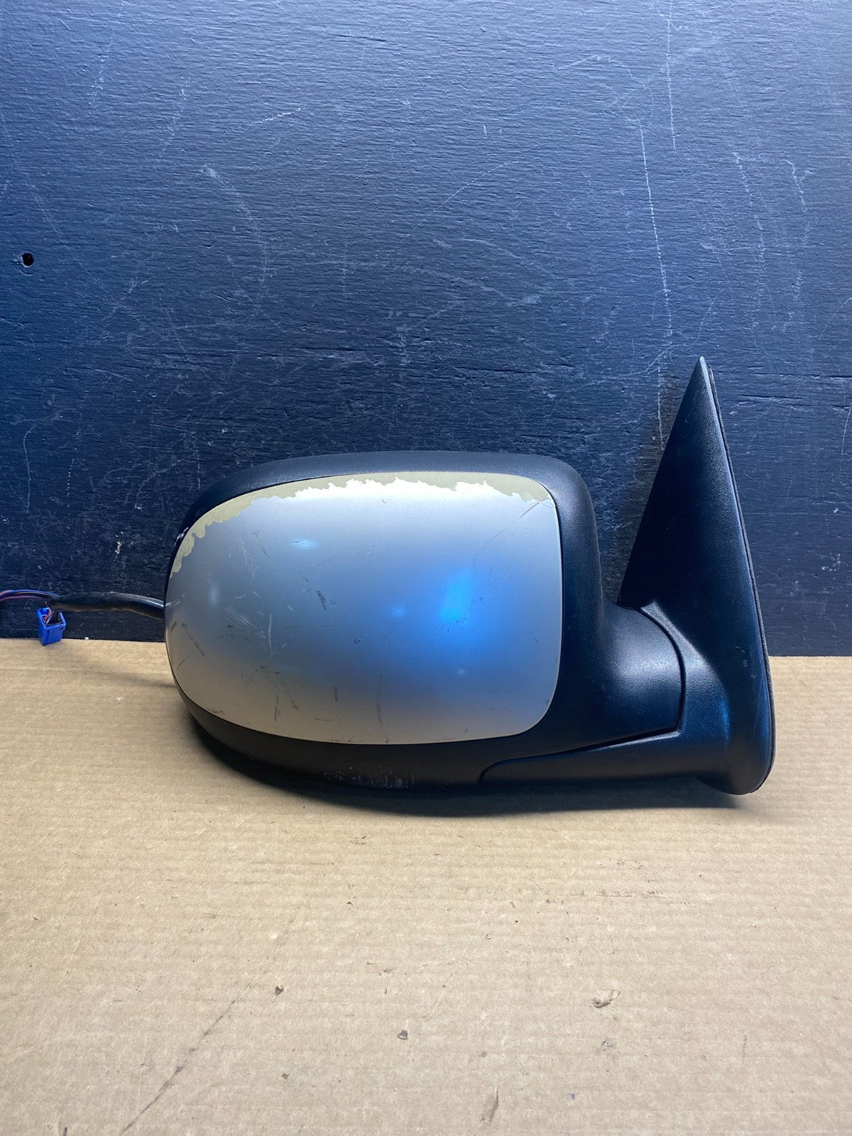 2003-2006 Chevrolet Tahoe Suburban Right Passenger Turn Door Mirror AF4148 DW0