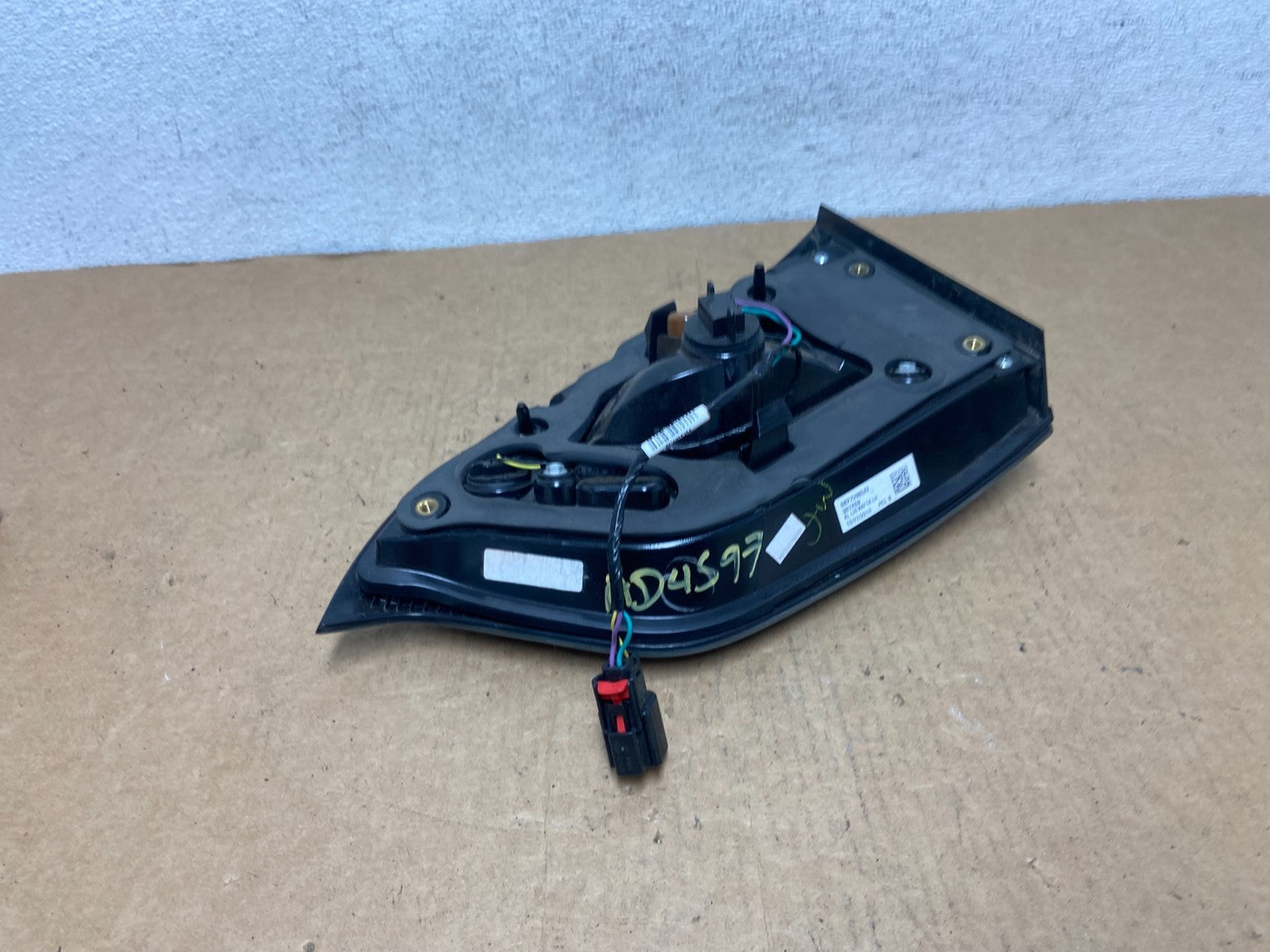 2019 to 2023 Jeep Cherokee Left Driver Side Tail Light Inner AD4597 DW5
