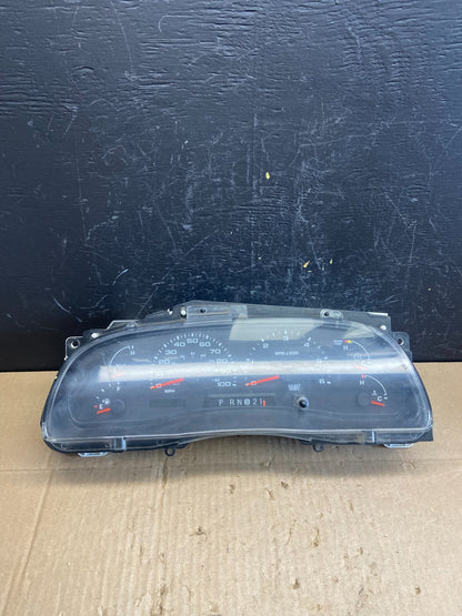 2000 2001 2002 Ford Expedition Speedometer Instrument Gauge Cluster AB9370  DG0